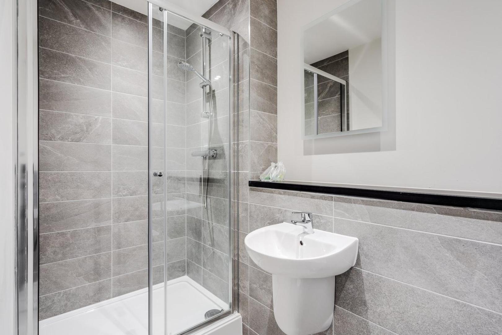 Comforting City Retreat In Vauxhall - No Wifi Liverpool Eksteriør bilde